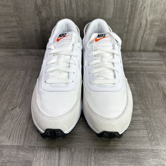 Nike Waffle Debut Women's size 12/Men size 10.5 White Running Shoes - Picture 3 of 8
